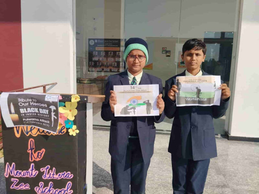 माउंट लिट्रा जी स्कूल में पुलवामा शहीदों को श्रद्धांजलि, भावुक हुआ माहौल